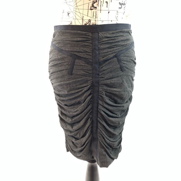 Dolce & Gabbana D&G ruched Jersey front zip skirt - Picture 1 of 15